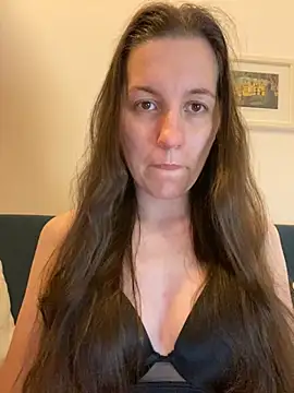 Nicole-Ray online show from 10-01-25, 08:57