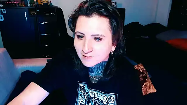 Marieblueeyes online show from 09-30-25, 01:11