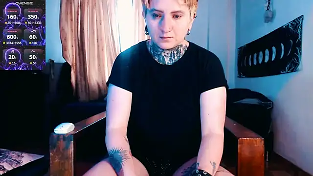 Marieblueeyes online show from 11-25-25, 01:55