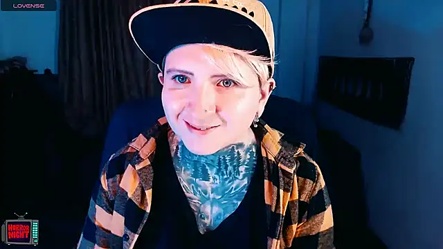 Marieblueeyes online show from 12-22-25, 09:37