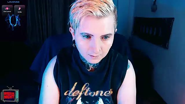 Marieblueeyes online show from 12-18-25, 12:27