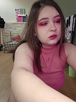 Yammy Yumi online show from 06-25-26, 02:33