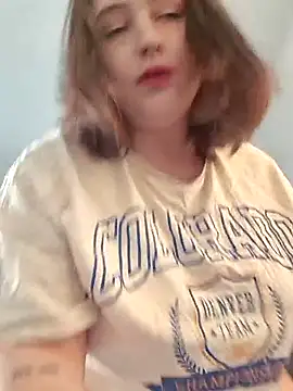 Yammy Yumi online show from 11-07-25, 01:26