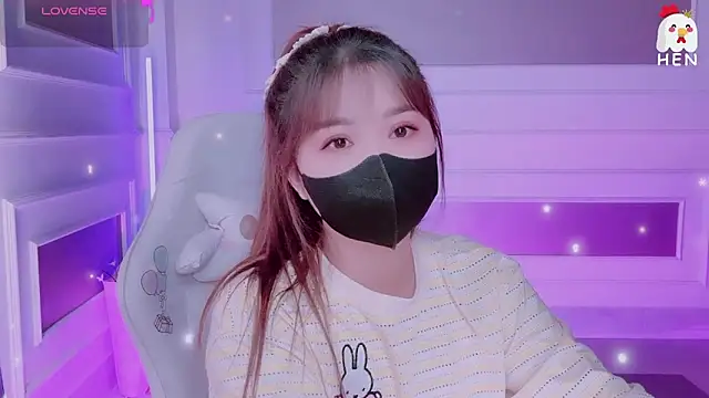 hen237 online show from 04-07-26, 06:32