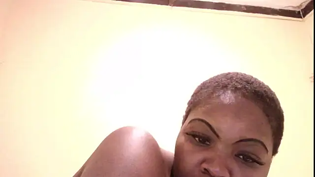 Queen BootyXXX online show from 06-24-26, 02:43