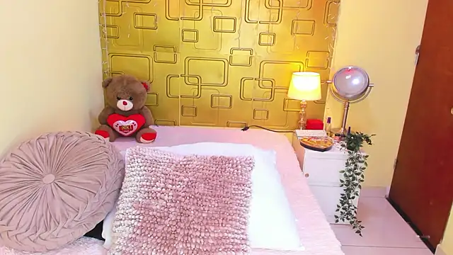 Julia Haye online show from 02-24-26, 04:02