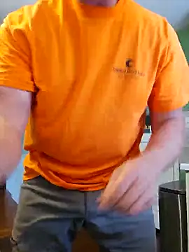 Snapshot of taurada76 chatting on 04-18-26, 03:47 taurada76 online show from 04-18-26, 03:47