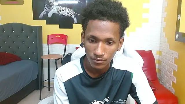 Snapshot of ManSant chatting on 04-22-26, 05:53 ManSant online show from 04-22-26, 05:53