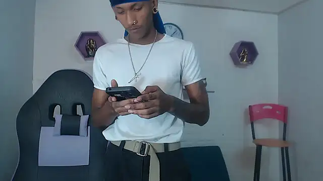 ManSant online show from 12-20-25, 03:48