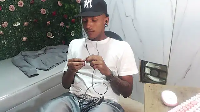 ManSant online show from 03-24-26, 01:44