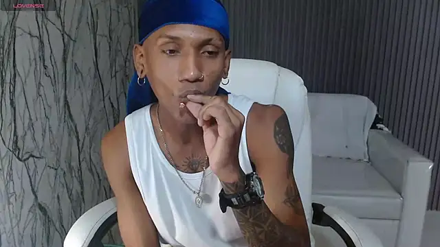 ManSant online show from 10-26-25, 03:56