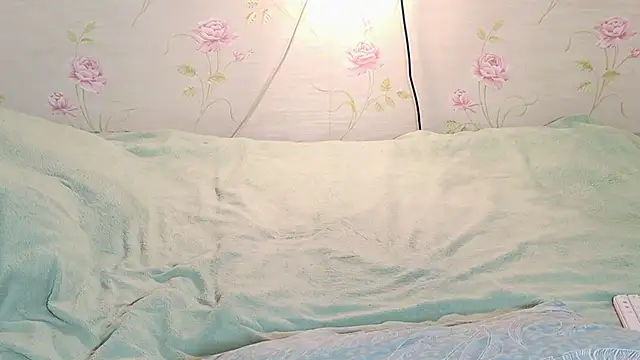 sinnamon  online show from 03-20-26, 02:29