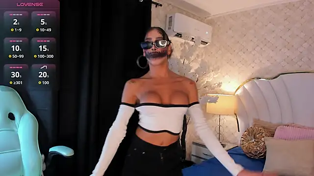 KatalinaMillan online show from 11-01-25, 03:13