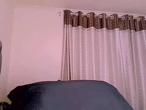 Snapshot of eroticbeauty37 chatting on 02-10-26, 04:39 eroticbeauty37 online show from 02-10-26, 04:39