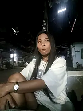 Snapshot of KinkyKit_May chatting on 02-26-25, 05:21 KinkyKit May online show from 02-26-25, 05:21