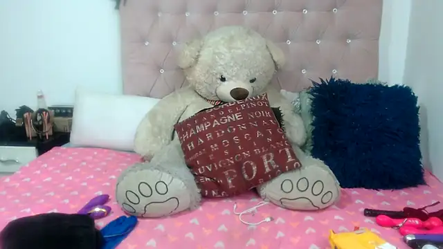 Snapshot of Negrabig chatting on 07-22-26, 03:08 Negrabig online show from 07-22-26, 03:08