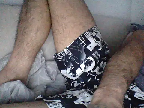 Snapshot of Nowy111 chatting on 05-13-26, 04:47 Nowy111 online show from 05-13-26, 04:47