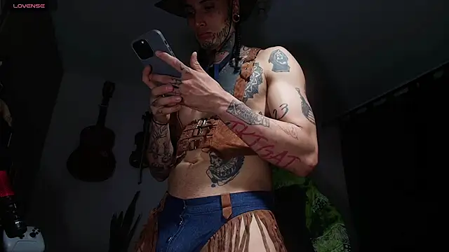 Snapshot of Ryuk_it chatting on 06-03-26, 12:11 Ryuk it online show from 06-03-26, 12:11