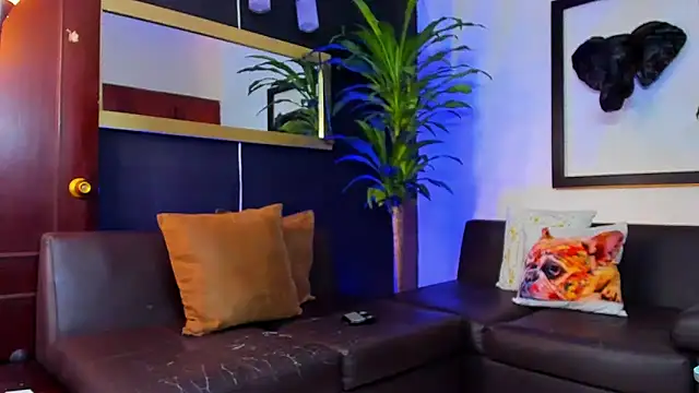 Snapshot of Markboyl chatting on 01-30-25, 01:20 Markboyl online show from 01-30-25, 01:20