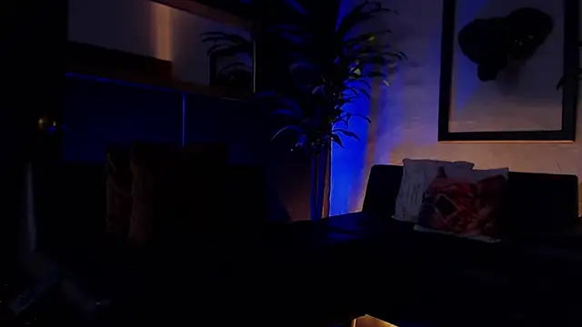 Snapshot of Markboyl chatting on 03-14-25, 03:36 Markboyl online show from 03-14-25, 03:36