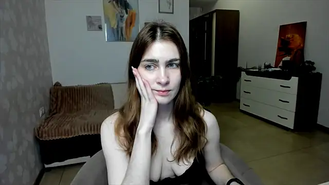 Snapshot of KaraWill chatting on 05-26-26, 07:12 KaraWill online show from 05-26-26, 07:12