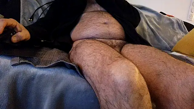 Snapshot of gege_cool chatting on 11-06-25, 06:06 gege cool online show from 11-06-25, 06:06