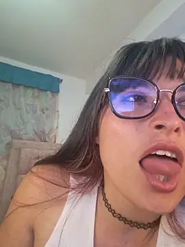 Snapshot of Alexandrasaenz chatting on 02-08-26, 10:07 Alexandrasaenz online show from 02-08-26, 10:07