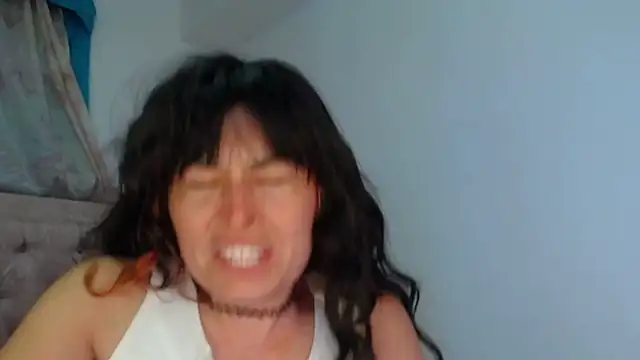 Snapshot of Alexandrasaenz chatting on 02-22-26, 10:22 Alexandrasaenz online show from 02-22-26, 10:22