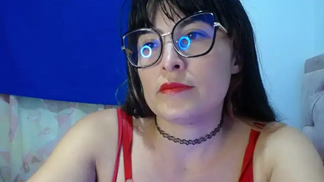 Snapshot of Alexandrasaenz chatting on 05-12-26, 10:49 Alexandrasaenz online show from 05-12-26, 10:49