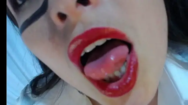 Snapshot of Alexandrasaenz chatting on 11-16-25, 11:52 Alexandrasaenz online show from 11-16-25, 11:52