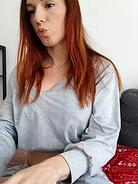 clara-francaise online show from 02-24-26, 02:07