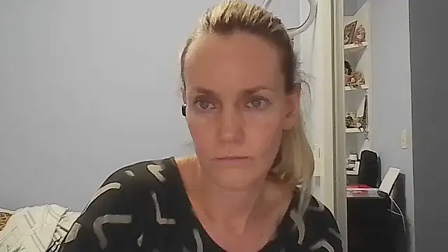 Annylove1 online show from 02-11-26, 12:10