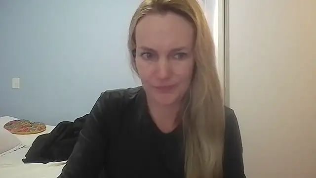 Snapshot of Annylove1 chatting on 07-22-26, 12:29 Annylove1 online show from 07-22-26, 12:29