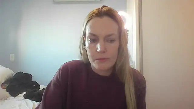 Snapshot of Annylove1 chatting on 07-10-26, 10:48 Annylove1 online show from 07-10-26, 10:48