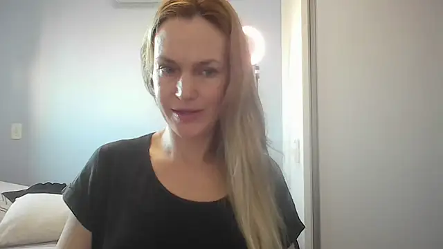 Snapshot of Annylove1 chatting on 07-02-26, 10:54 Annylove1 online show from 07-02-26, 10:54
