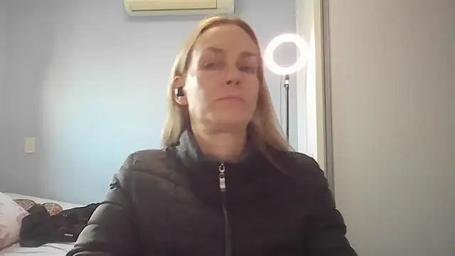 Annylove1 online show from 05-12-26, 10:43