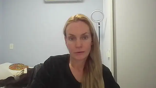 Annylove1 online show from 05-30-26, 12:17