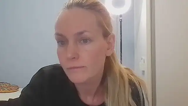 Annylove1 online show from 06-10-26, 10:55