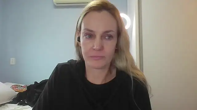 Annylove1 online show from 05-19-26, 10:55