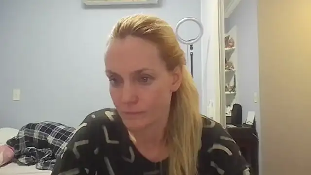 Annylove1 online show from 05-04-26, 12:03