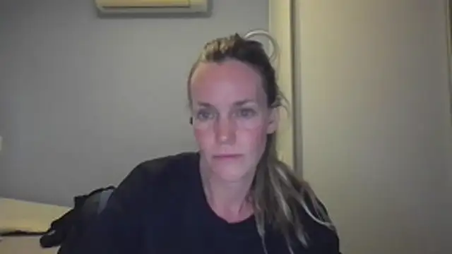 Annylove1 online show from 11-17-25, 12:14