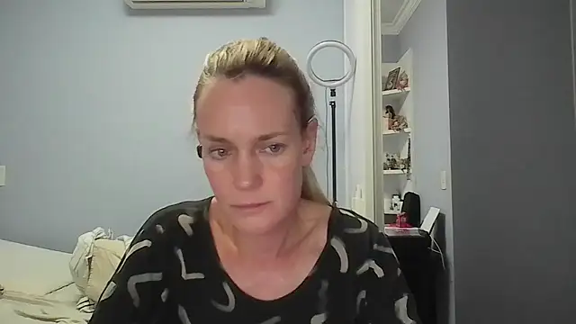 Annylove1 online show from 02-01-26, 12:31