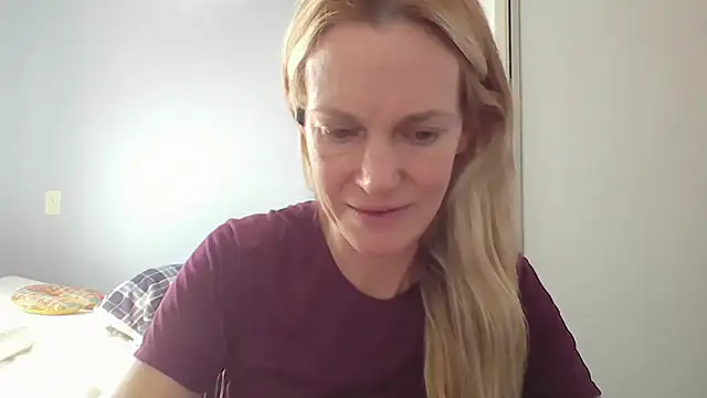 Annylove1 online show from 04-03-26, 05:08