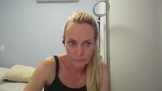 Annylove1 online show from 01-11-26, 12:28