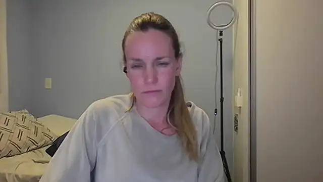 Annylove1 online show from 11-29-25, 12:11