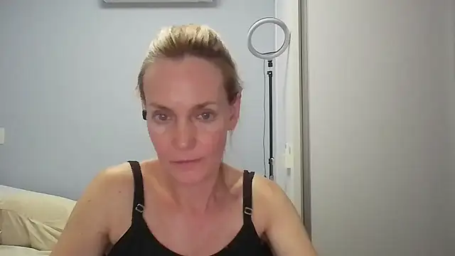 Annylove1 online show from 02-20-26, 12:18