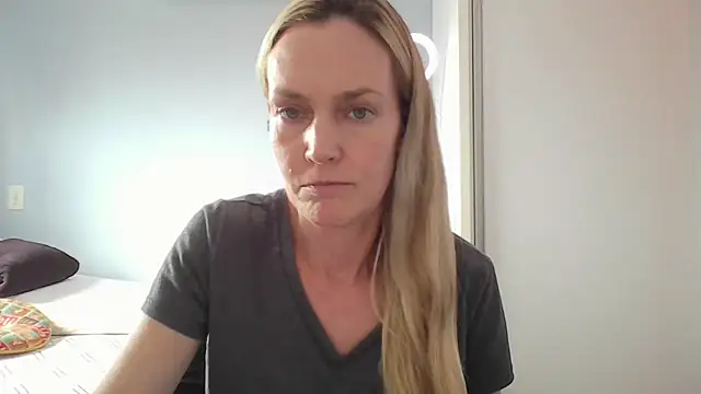 Annylove1 online show from 02-04-26, 04:46