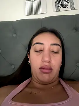 Hannahoff online show from 10-15-25, 06:16