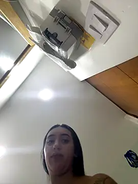 Hannahoff online show from 10-19-25, 04:15