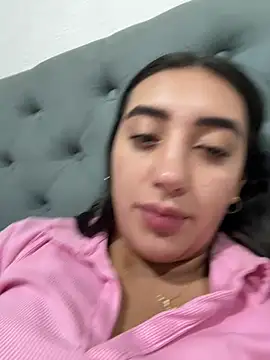 Snapshot of Hannahoff chatting on 03-21-26, 04:14 Hannahoff online show from 03-21-26, 04:14